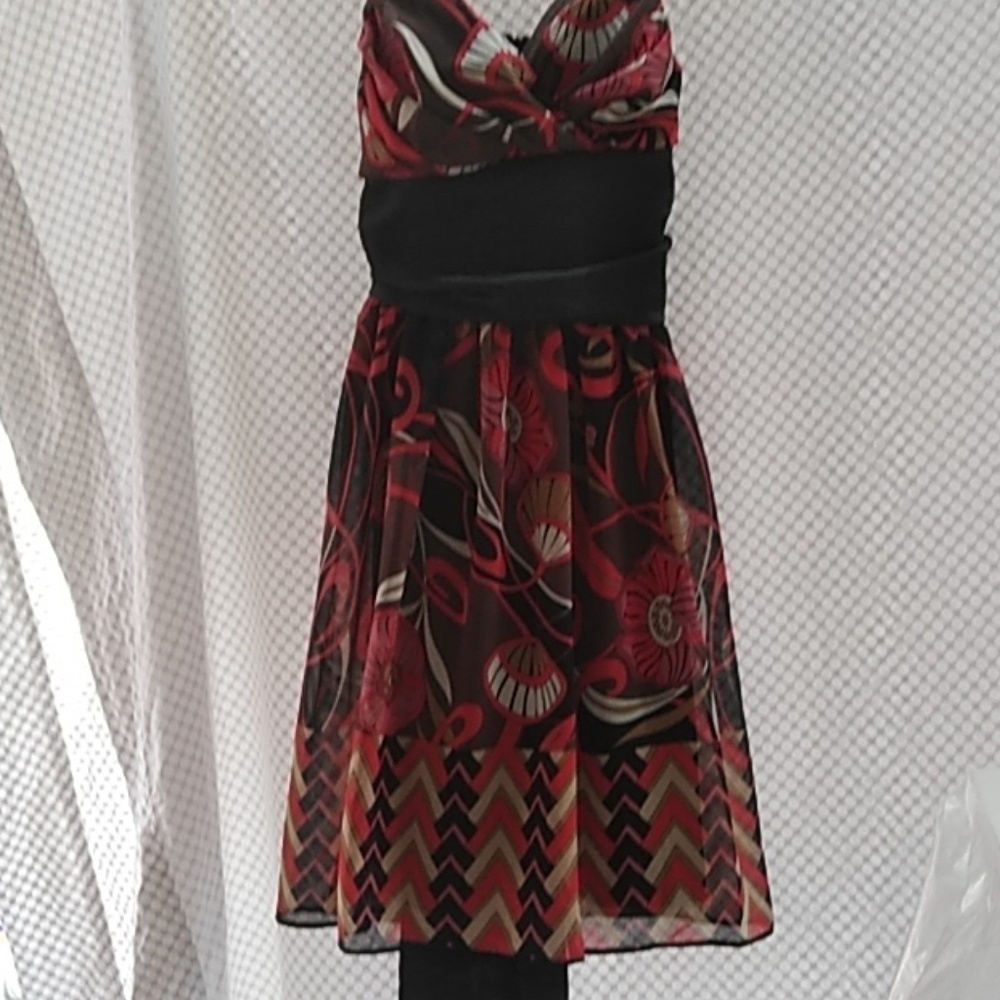 NWT. . CUTE DRESS